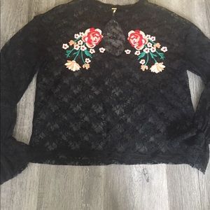Lovely Lace Free People Blouse🖤❤️